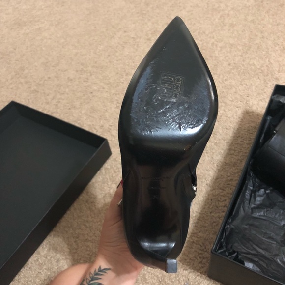 Saint Laurent booties - Picture 5 of 9